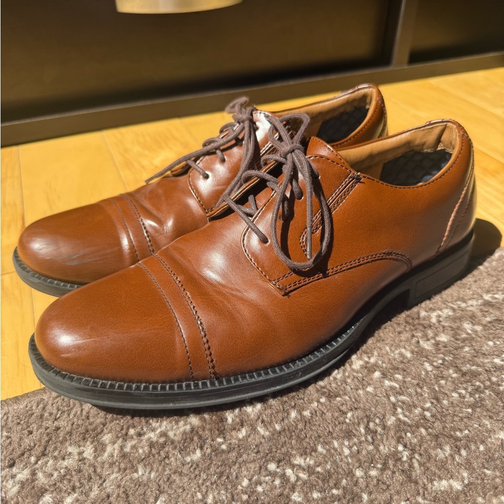 Dockers Men's Brown Leather Oxfords